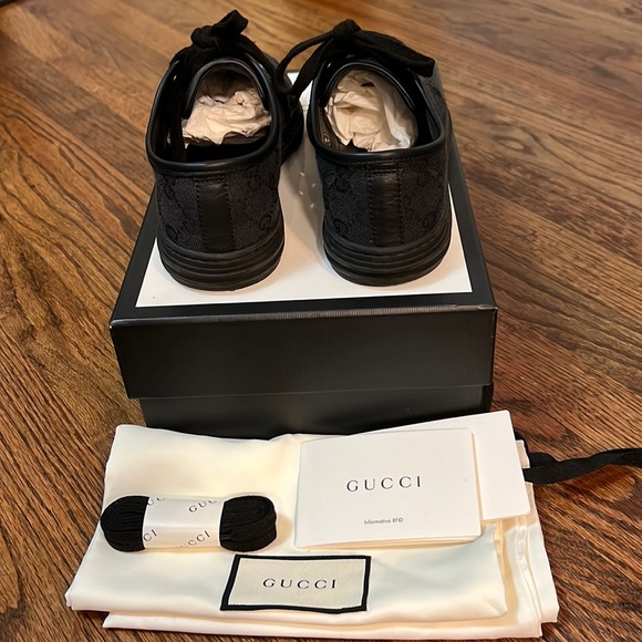 Gucci Sneakers- GG Canvas & Leather Upper (EUC) - Picture 2 of 5